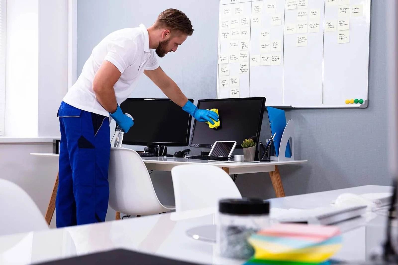 Limpieza de una oficina, servicio de limpieza de oficinas en Las Palmas